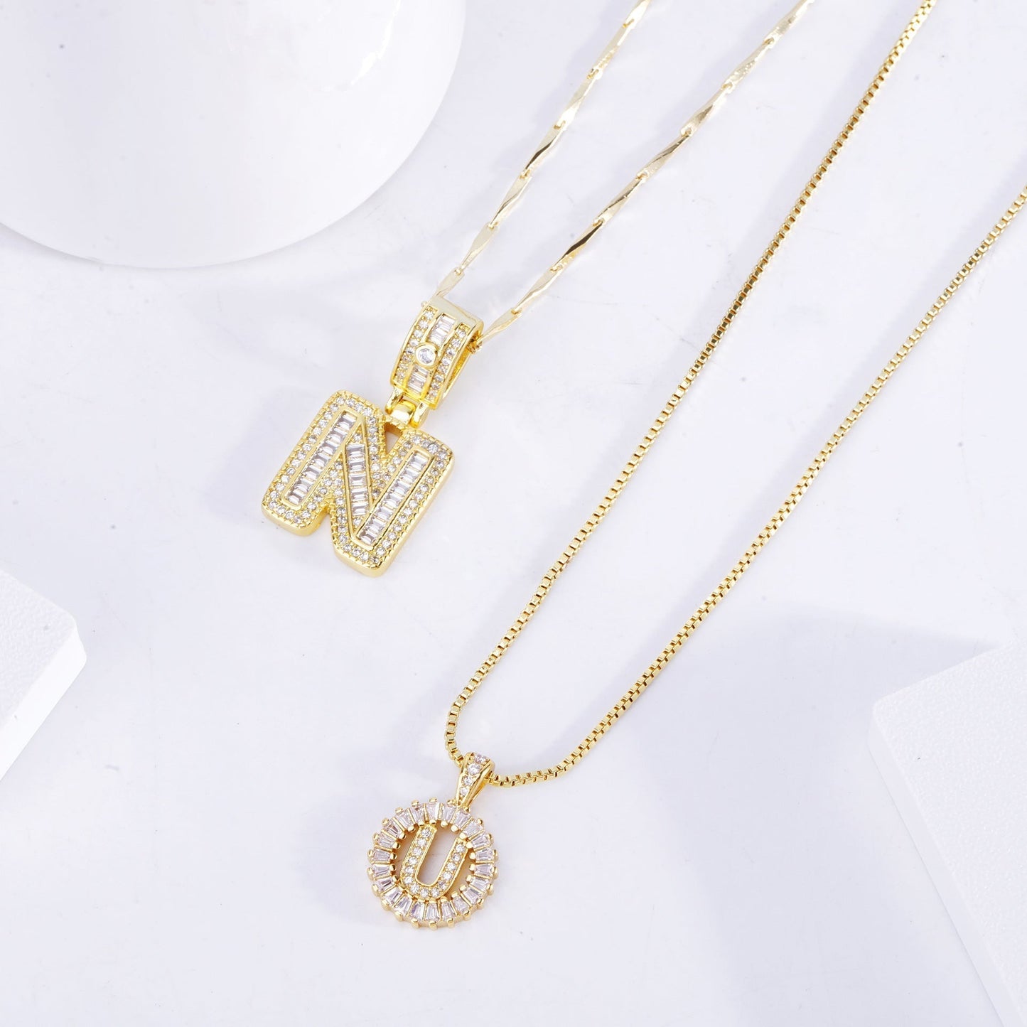 Initiale™ | 18K Gold Moissanite Letter Necklace Set