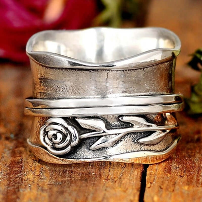 Vintage Silver Floral Ring